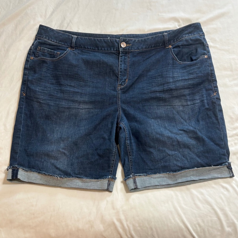 Lane Bryant Genius Fit Bermuda Denim Shorts Dark Wash Stretch Plus Size 28